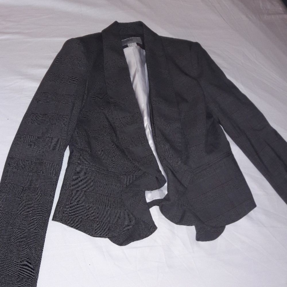 Plaid blazer with ruffle